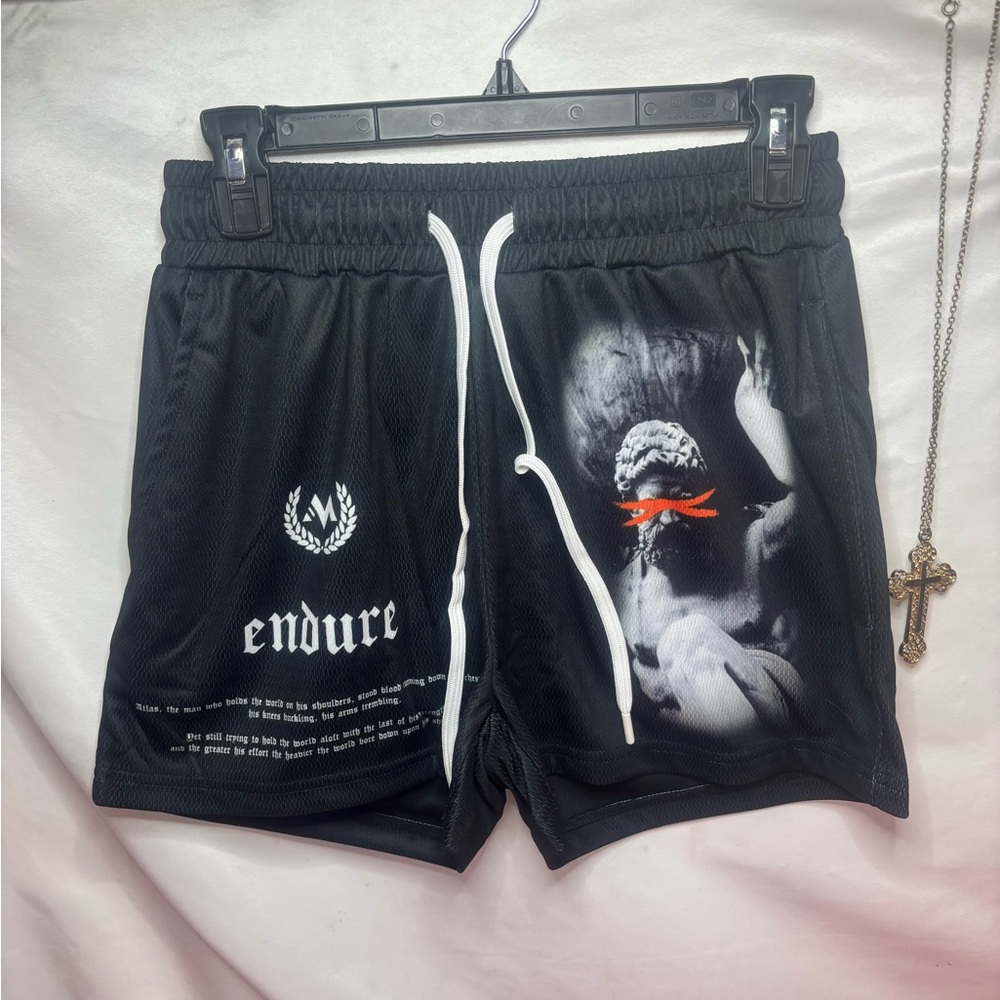Men’s small mentality endure shorts